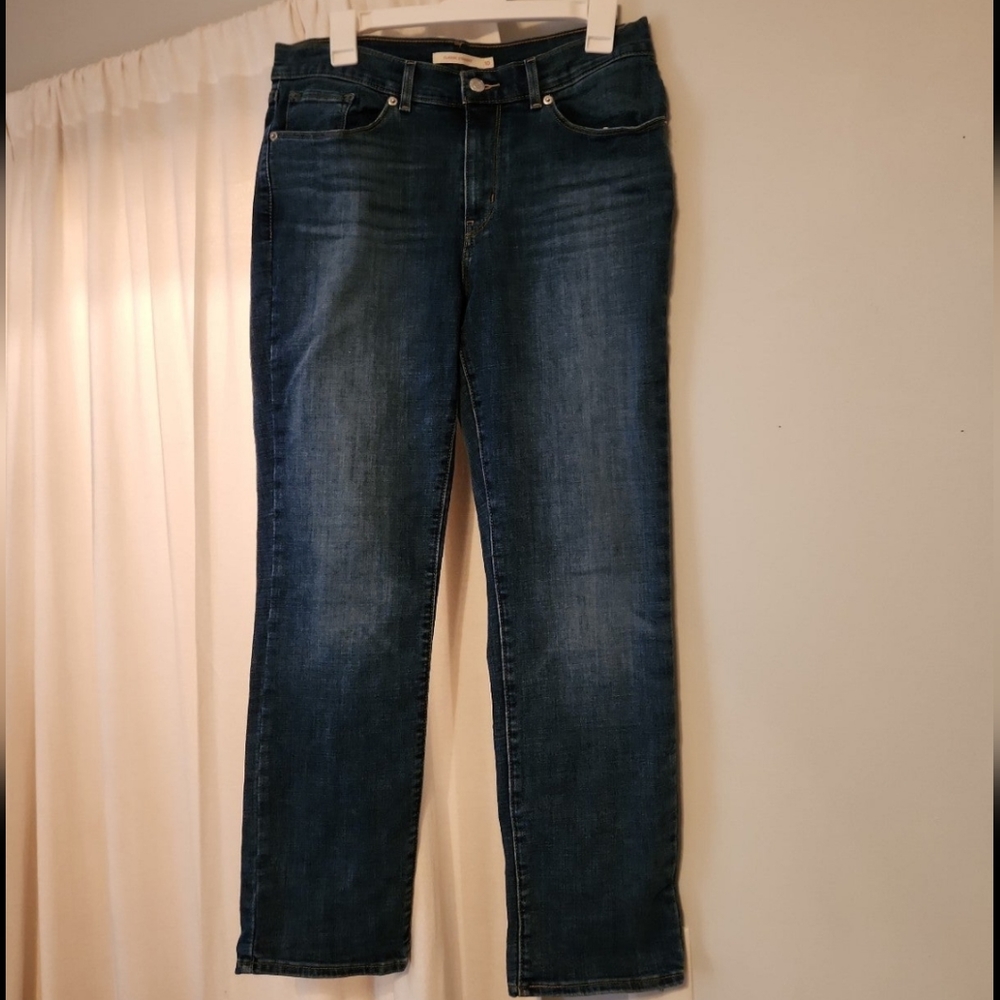 Women's Levi's Classic Straight Jeans No distressing Size 10